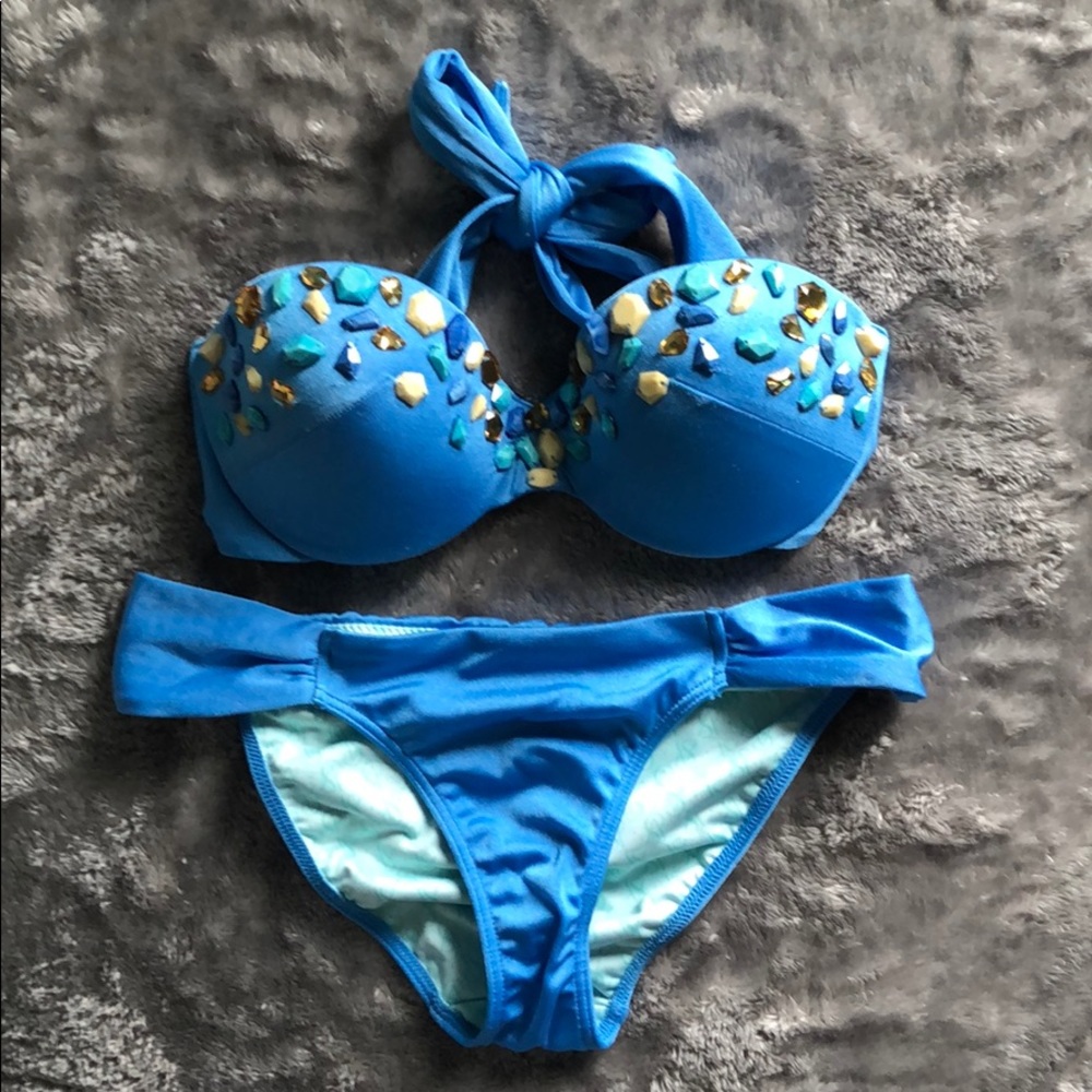 Victoria’s Secret Bikini Set